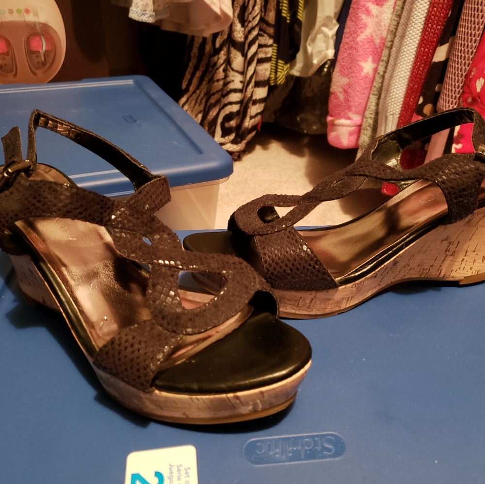 Black sandals